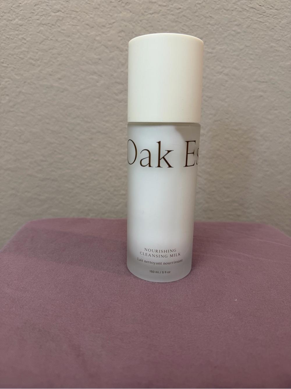 Oak Essentials Nourishing Cleansing Milk - White